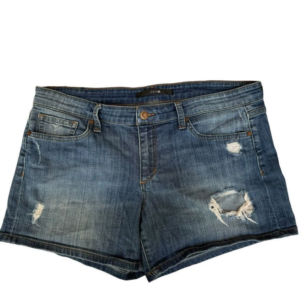Joe’s women’s Jean shorts distressed size 32